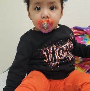 Meet your Posher, Riccy urbina